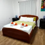 לוויס פלייס Levis Place 51